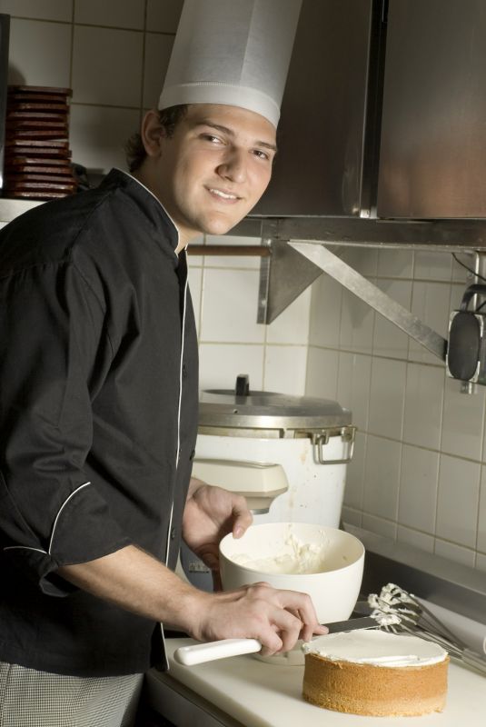 Enjoy fresh, high-quality pastries and cakes tailored to your taste